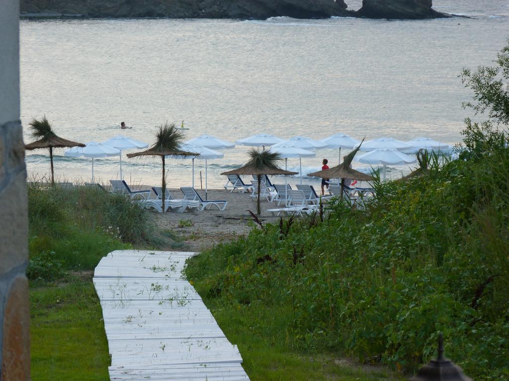 Toma'S Residence - Front Beach ツァレヴォ エクステリア 写真